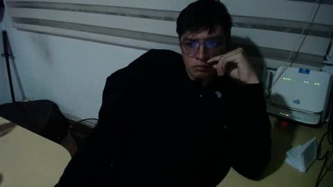 powerfulzeus2 online show from December 22, 2025, 4:31 am