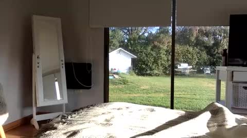 ppsmall_17 online show from April 15, 2026, 12:23 pm