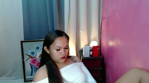 Just PRECIOUS  online show from November 5, 2025, 12:43 am