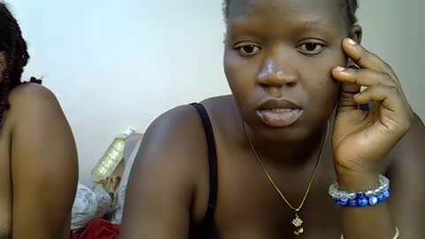 precious_gift online show from November 9, 2025, 12:36 pm