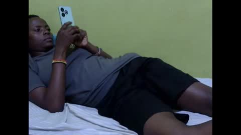 precious_nesh online show from November 5, 2025, 7:41 am