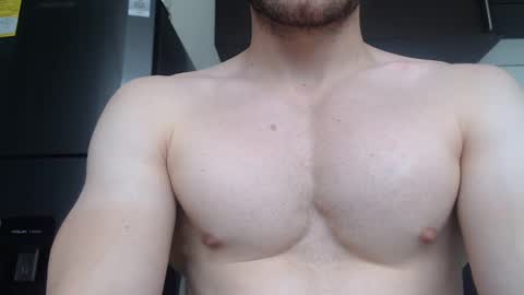 JUAN online show from September 17, 2025, 8:32 pm