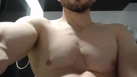 JUAN online show from October 18, 2025, 7:42 am