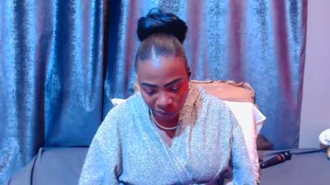 Snapshot of preggynwild chatting on July 5, 2026, 4:36 pm preggynwild online show from July 5, 2026, 4:36 pm