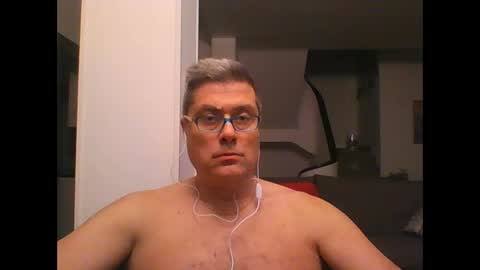 Snapshot of prendimisubito chatting on January 20, 2025, 12:25 am prendimisubito online show from January 20, 2025, 12:25 am