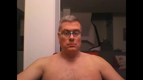 Snapshot of prendimisubito chatting on February 9, 2025, 11:15 pm prendimisubito online show from February 9, 2025, 11:15 pm