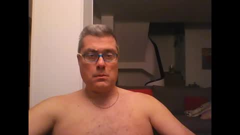 Snapshot of prendimisubito chatting on February 24, 2025, 12:09 am prendimisubito online show from February 24, 2025, 12:09 am