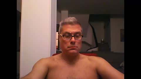 Snapshot of prendimisubito chatting on October 19, 2025, 11:27 pm prendimisubito online show from October 19, 2025, 11:27 pm