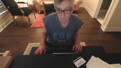 Snapshot of preppydave2525 chatting on January 13, 2025, 3:58 pm preppydave2525 online show from January 13, 2025, 3:58 pm