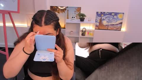 Snapshot of press_anykey chatting on October 21, 2025, 12:06 pm Camila online show from October 21, 2025, 12:06 pm