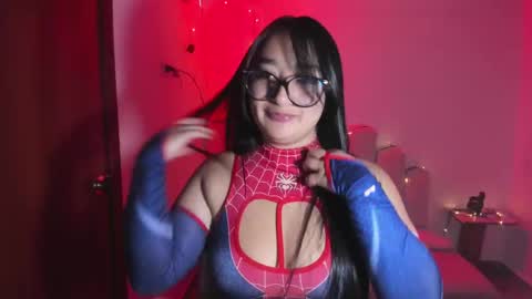 pretti scarlett online show from September 15, 2025, 11:49 pm