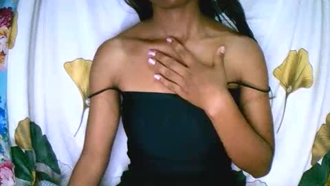 prettiethalia online show from December 16, 2025, 6:02 pm