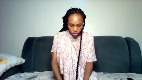 Snapshot of pretty253 chatting on November 2, 2025, 5:59 pm pretty253 online show from November 2, 2025, 5:59 pm