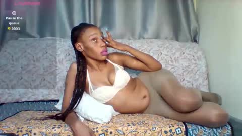 pretty253 online show from February 7, 2026, 6:33 pm