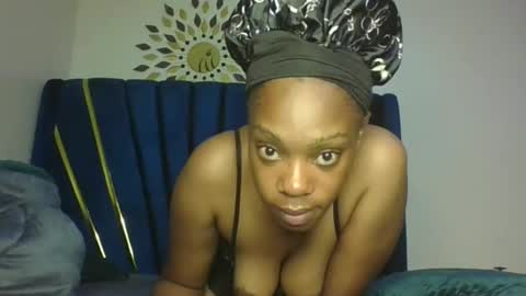 Snapshot of pretty8871 chatting on February 13, 2026, 5:36 am Pretty online show from February 13, 2026, 5:36 am