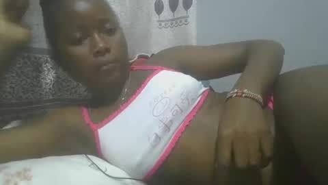 Snapshot of pretty_abella chatting on January 24, 2025, 12:10 pm abella online show from January 24, 2025, 12:10 pm