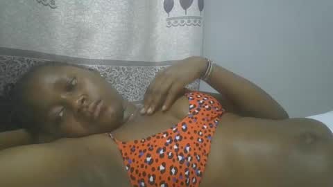 Snapshot of pretty_abella chatting on January 28, 2025, 4:41 pm abella online show from January 28, 2025, 4:41 pm
