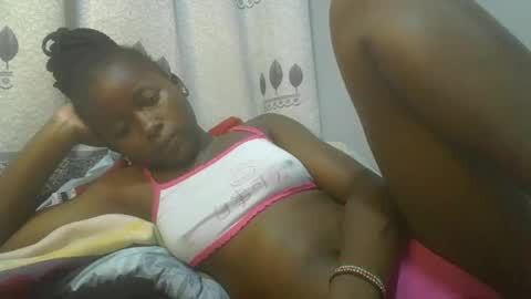 Snapshot of pretty_abella chatting on February 3, 2025, 12:03 pm abella online show from February 3, 2025, 12:03 pm
