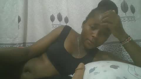 Snapshot of pretty_abella chatting on February 6, 2025, 7:29 pm abella online show from February 6, 2025, 7:29 pm