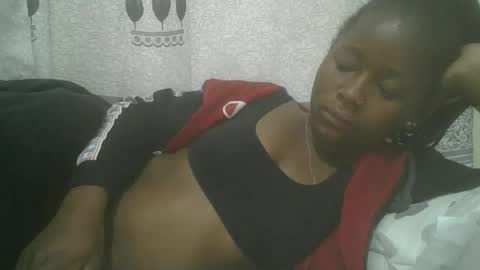 Snapshot of pretty_abella chatting on February 7, 2025, 2:08 am abella online show from February 7, 2025, 2:08 am