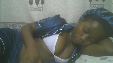 Snapshot of pretty_abella chatting on February 10, 2025, 10:40 pm abella online show from February 10, 2025, 10:40 pm