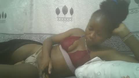 Snapshot of pretty_abella chatting on February 16, 2025, 8:00 pm abella online show from February 16, 2025, 8:00 pm