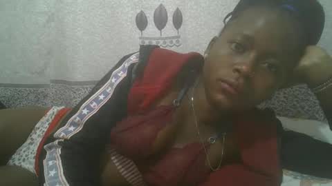Snapshot of pretty_abella chatting on February 17, 2025, 10:14 pm abella online show from February 17, 2025, 10:14 pm
