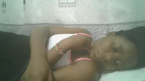 Snapshot of pretty_abella chatting on February 24, 2025, 10:58 pm abella online show from February 24, 2025, 10:58 pm