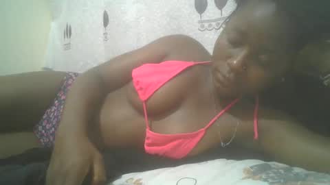 Snapshot of pretty_abella chatting on February 25, 2025, 8:30 pm abella online show from February 25, 2025, 8:30 pm