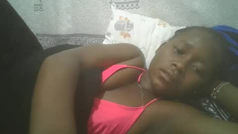 Snapshot of pretty_abella chatting on February 26, 2025, 12:14 pm abella online show from February 26, 2025, 12:14 pm