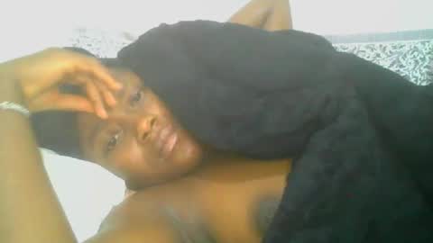 Snapshot of pretty_abella chatting on October 9, 2025, 12:03 pm abella online show from October 9, 2025, 12:03 pm