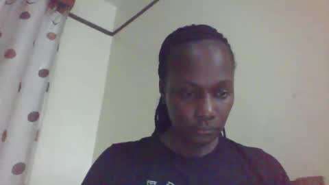 Snapshot of pretty_beib chatting on November 4, 2025, 5:12 pm Karol online show from November 4, 2025, 5:12 pm