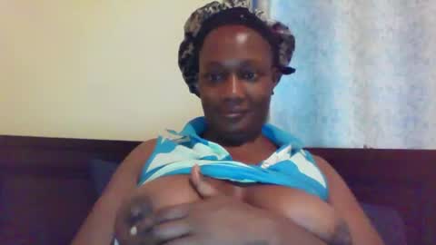 Snapshot of pretty_beib chatting on March 30, 2026, 4:02 am Karol online show from March 30, 2026, 4:02 am