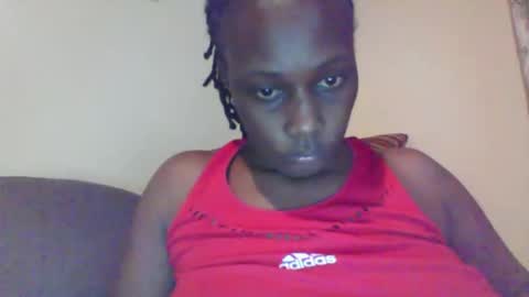 Snapshot of pretty_beib chatting on May 6, 2026, 6:57 pm Karol online show from May 6, 2026, 6:57 pm