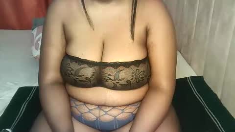 chichi online show from November 6, 2025, 11:59 pm