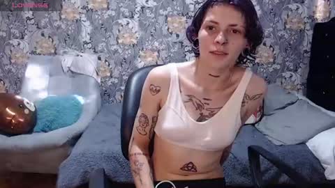 Snapshot of pretty_cristal22 chatting on June 25, 2026, 9:52 pm pretty_cristal22 online show from June 25, 2026, 9:52 pm