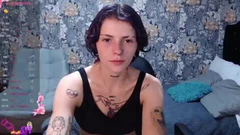 Snapshot of pretty_cristal22 chatting on June 28, 2026, 1:00 am pretty_cristal22 online show from June 28, 2026, 1:00 am