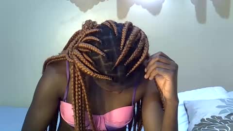 pretty_daniella online show from March 12, 2025, 9:55 am