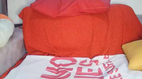 Snapshot of pretty_dollx01 chatting on October 19, 2025, 12:28 pm Pretty dollx01 online show from October 19, 2025, 12:28 pm