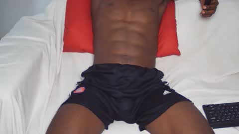 Pretty dollx01 online show from April 4, 2026, 10:24 am