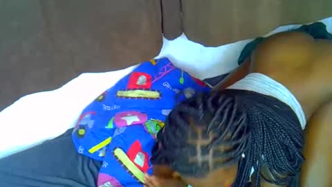 Snapshot of pretty_ebony_dolls chatting on October 17, 2025, 10:34 pm riri online show from October 17, 2025, 10:34 pm