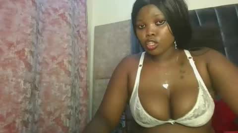 pretty_fel online show from October 3, 2025, 4:37 pm