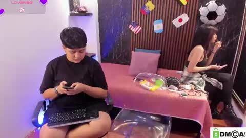 pretty_honey22 online show from June 17, 2026, 3:31 am