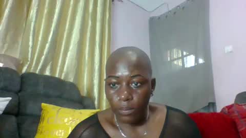 Snapshot of pretty_ivy chatting on December 16, 2024, 9:03 am SARAH online show from December 16, 2024, 9:03 am