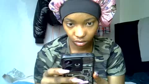 pretty jazminee online show from June 27, 2026, 7:02 am