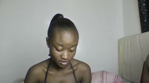 pretty luv1 online show from April 4, 2026, 10:13 am