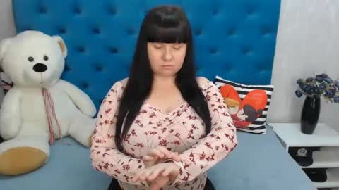 pretty_malika online show from February 10, 2025, 9:04 am