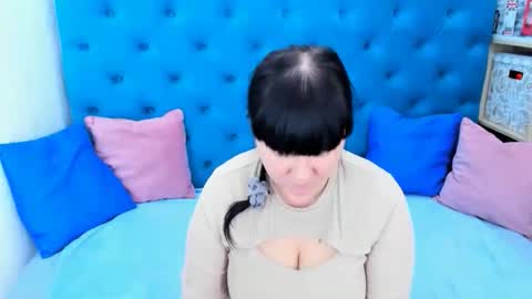 pretty_malika online show from November 16, 2025, 5:35 am