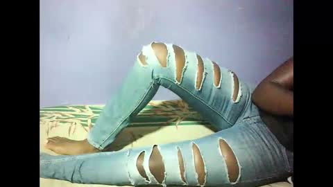 Snapshot of pretty_melinda2 chatting on February 3, 2025, 12:36 pm Mary Melinda online show from February 3, 2025, 12:36 pm