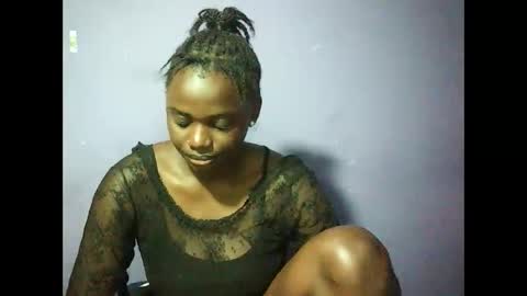 Snapshot of pretty_melinda2 chatting on March 4, 2025, 7:43 pm Mary Melinda online show from March 4, 2025, 7:43 pm